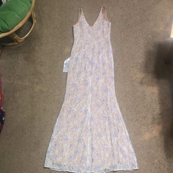 Dress The Population Helen Lace Sleeveless Surplice V-Neck Trumpet Maxi Gown M - Picture 7 of 12